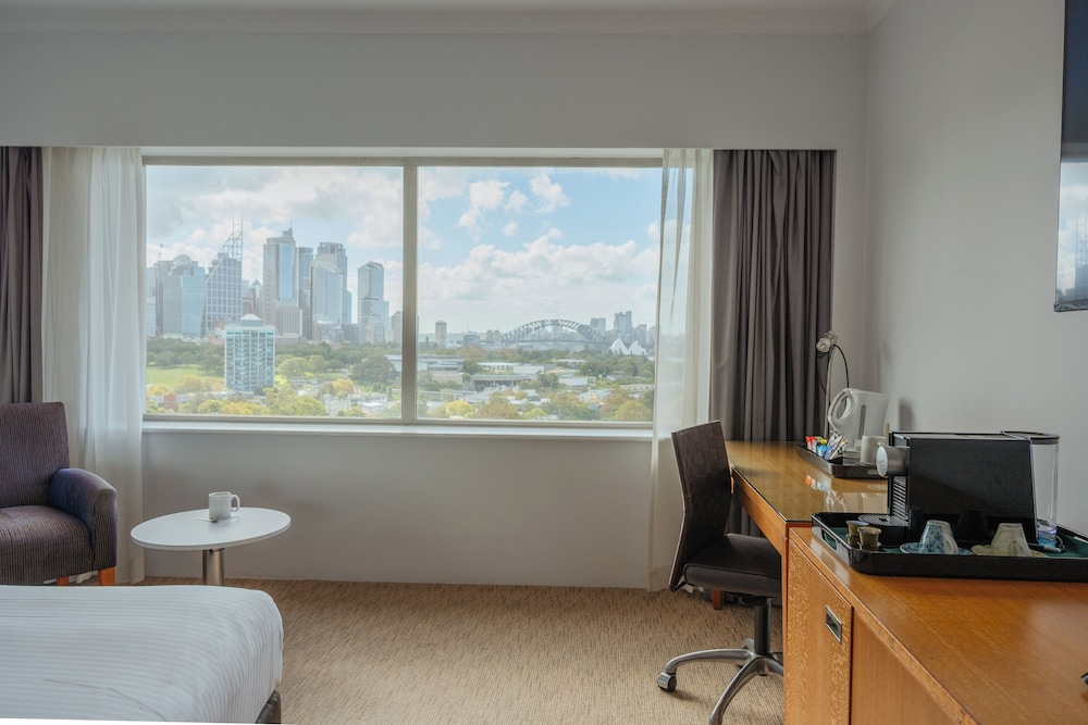 holiday inn sydney potts point by ihg