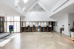 holiday inn sydney potts point by ihg