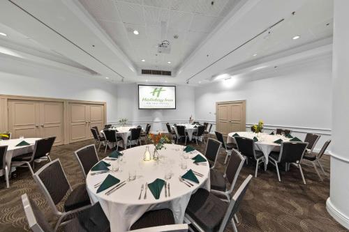 holiday inn sydney potts point by ihg