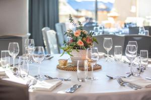 holiday inn sydney potts point by ihg