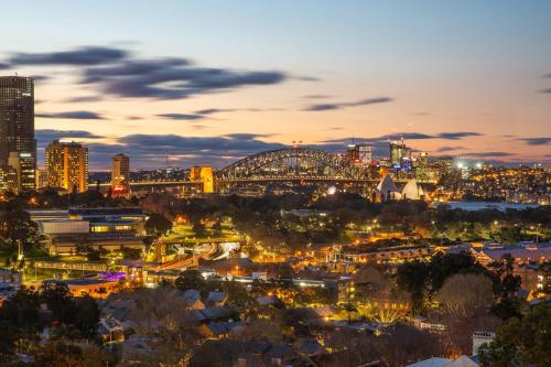 holiday inn sydney potts point by ihg