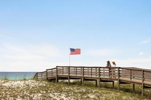 holiday inn resort pensacola beach by ihg