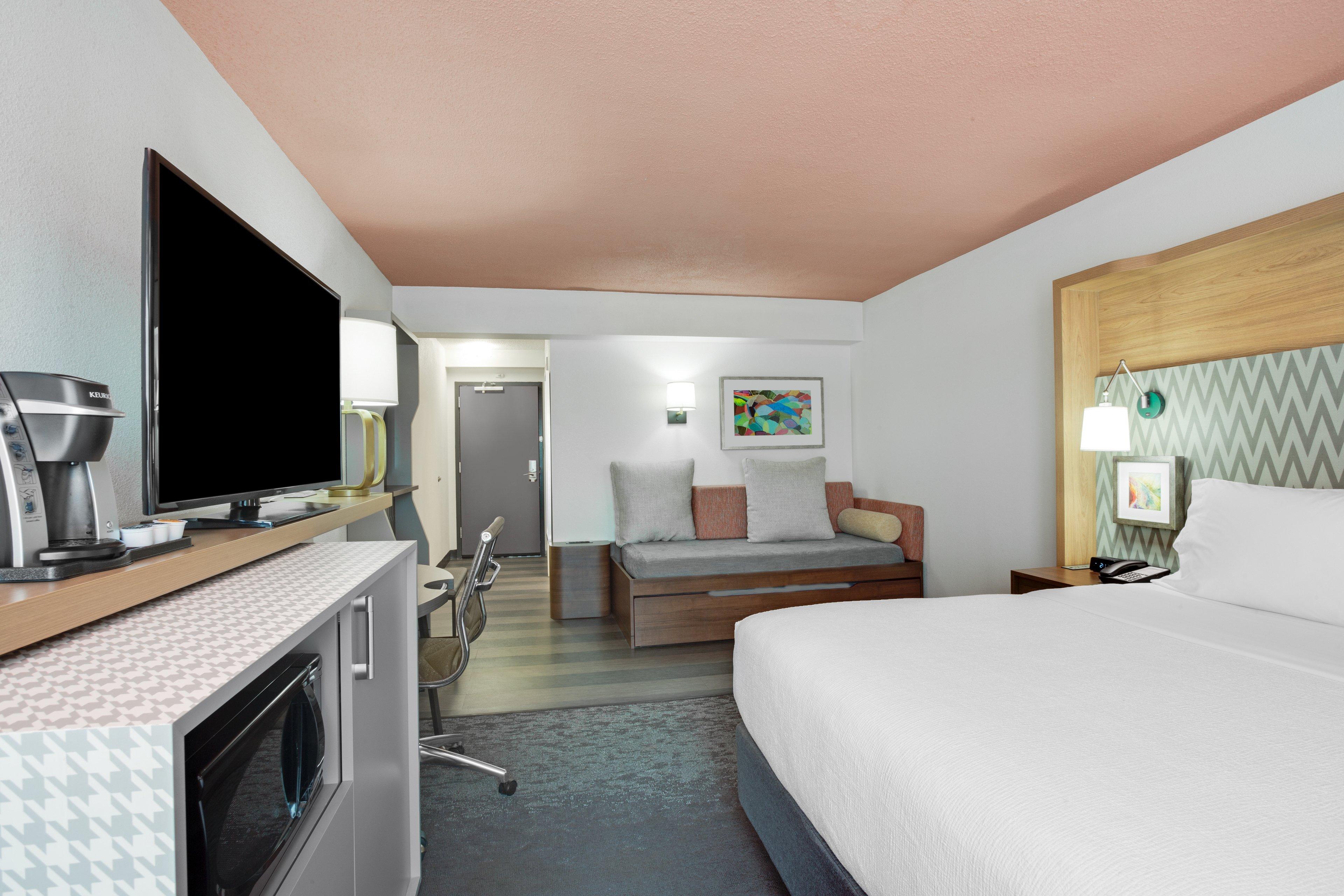 holiday inn roanoke valley view by ihg