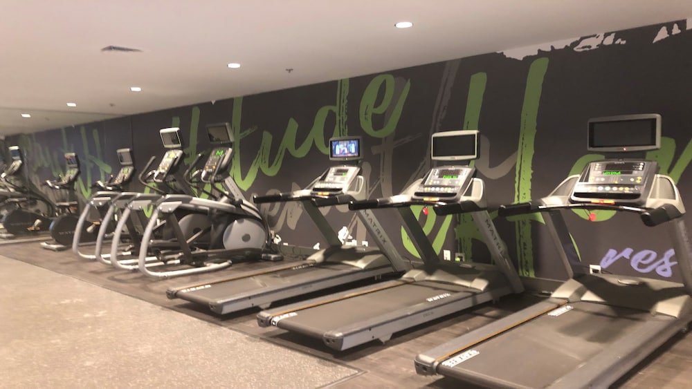 holiday inn roanoke valley view by ihg
