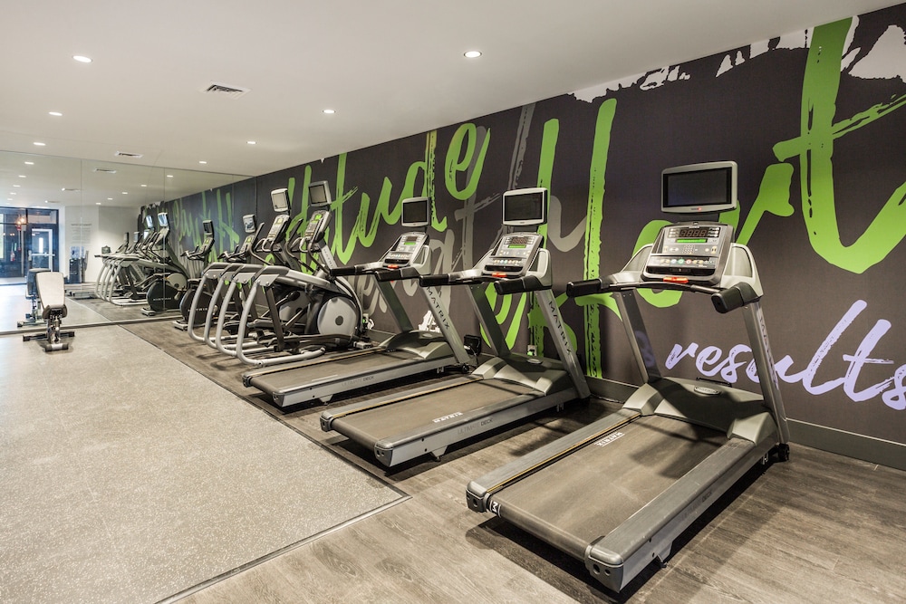 holiday inn roanoke valley view by ihg