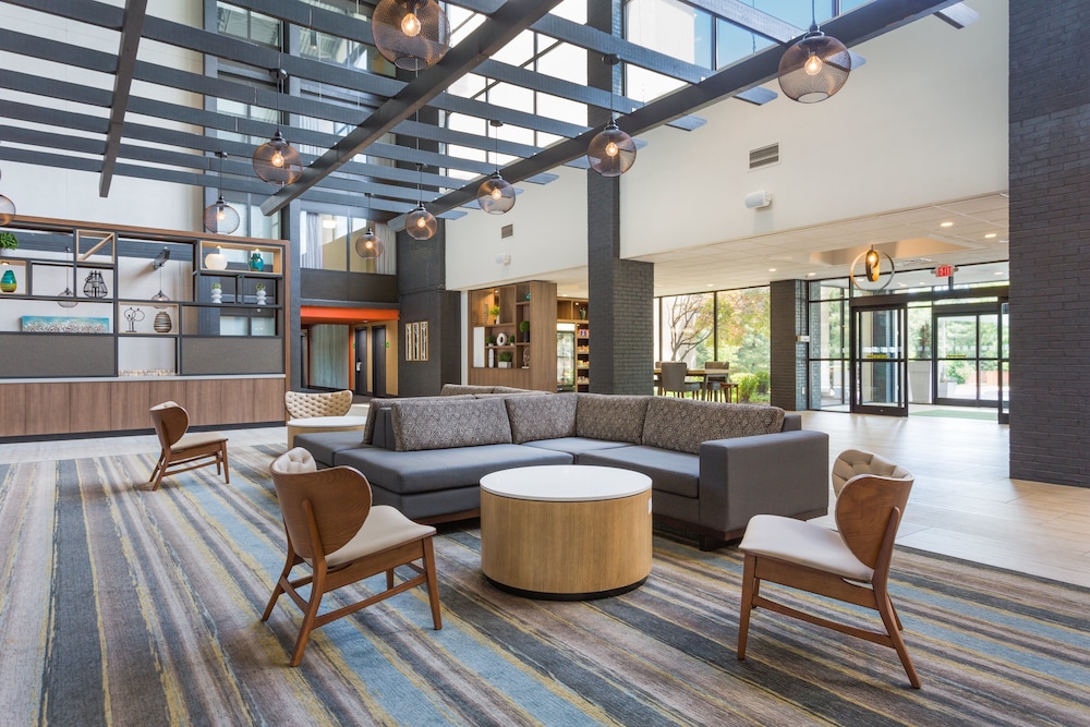 holiday inn roanoke valley view by ihg