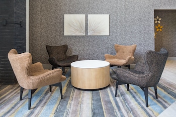 Holiday Inn Roanoke - Valley View By Ihg,Roanoke>>Hollins,3 star