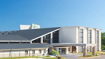 Holiday Inn Roanoke - Valley View By Ihg,Roanoke>>Hollins,3 star