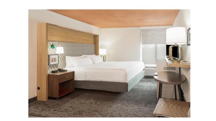 holiday inn roanoke valley view by ihg