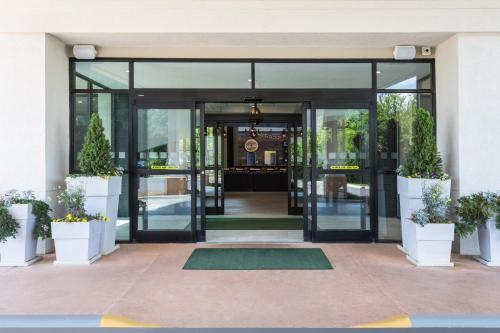 holiday inn roanoke valley view by ihg