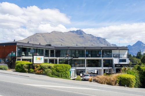 four seasons motel