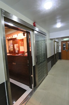 Prince Hotel,Hong Kong Island>>Hong Kong,2 star