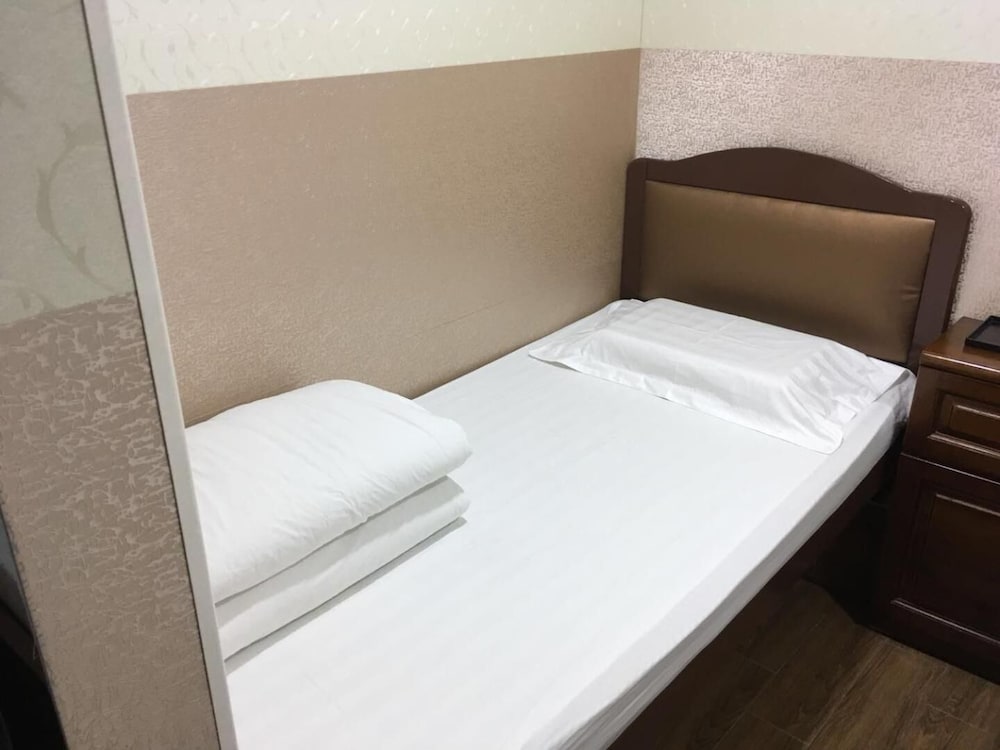 prince hotel