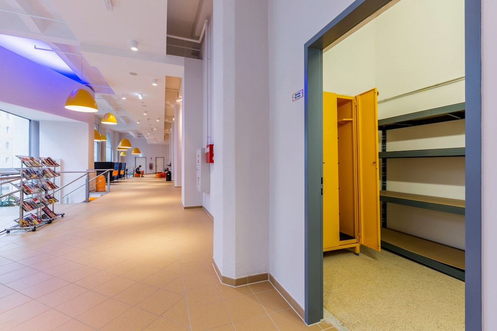 aando salzburg hauptbahnhof hostel