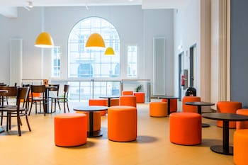 aando salzburg hauptbahnhof hostel