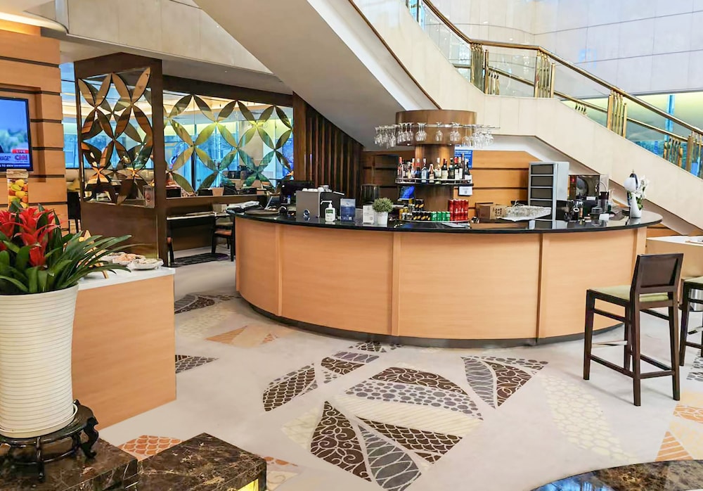 holiday inn shenzhen donghua by ihg