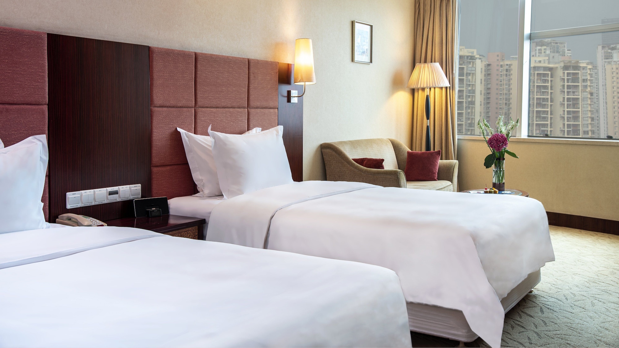 holiday inn shenzhen donghua by ihg