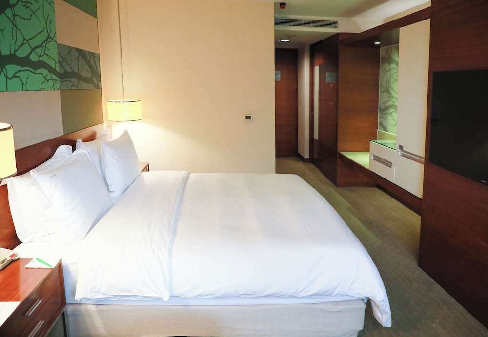 holiday inn shenzhen donghua by ihg