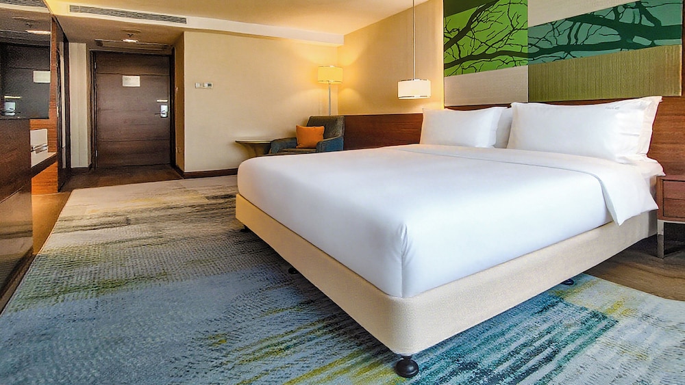 holiday inn shenzhen donghua by ihg