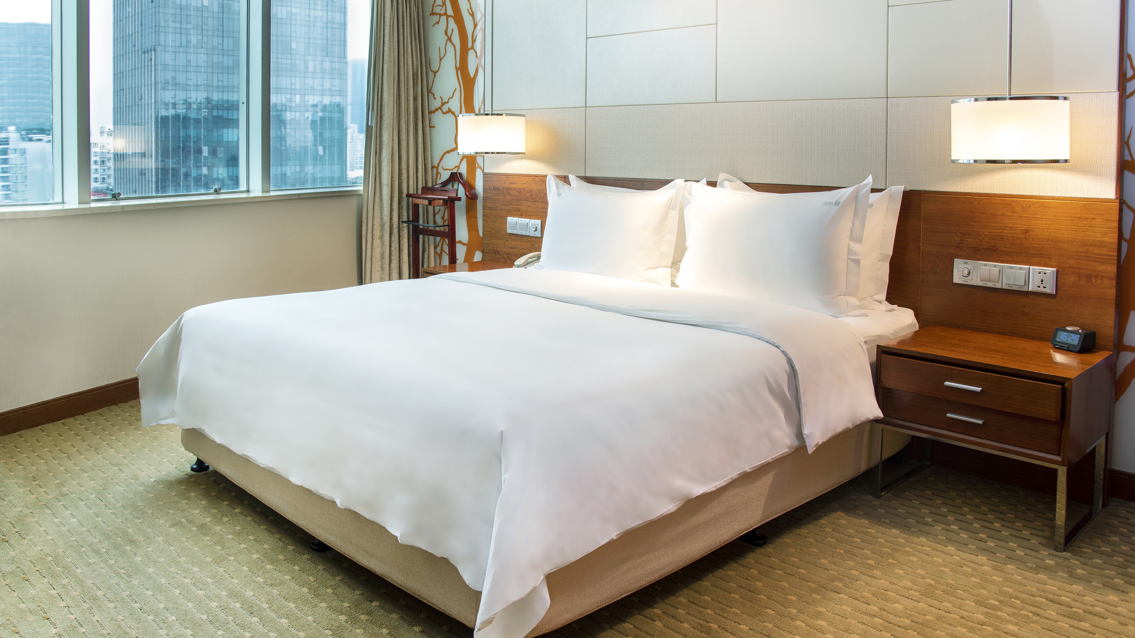 holiday inn shenzhen donghua by ihg