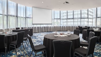 holiday inn singapore atrium by ihg