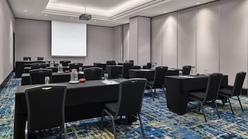 holiday inn singapore atrium by ihg