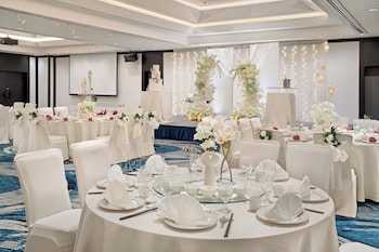 holiday inn singapore atrium by ihg