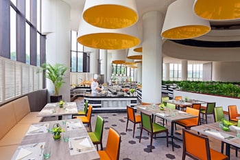 holiday inn singapore atrium by ihg