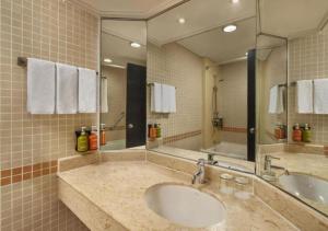 holiday inn singapore atrium by ihg