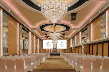 holiday inn singapore orchard city centre by ihg