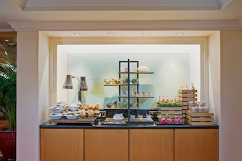 holiday inn singapore orchard city centre by ihg