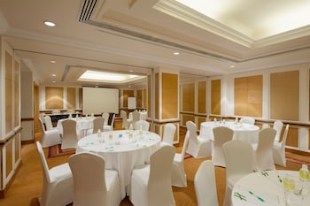 holiday inn singapore orchard city centre by ihg