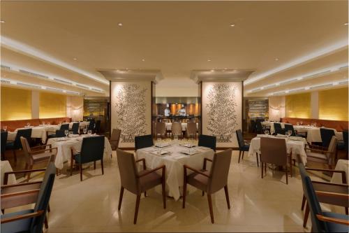 holiday inn singapore orchard city centre by ihg