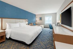 the riverside plaza hotel