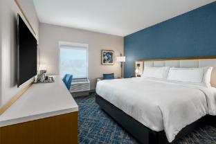 the riverside plaza hotel