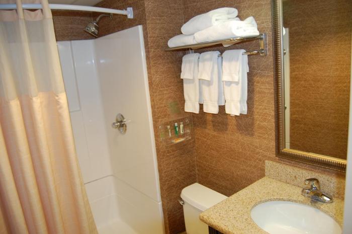 the riverside plaza hotel