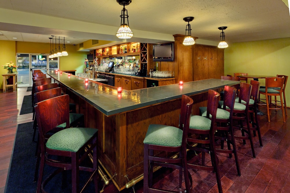 holiday inn south kingstown newport area by ihg