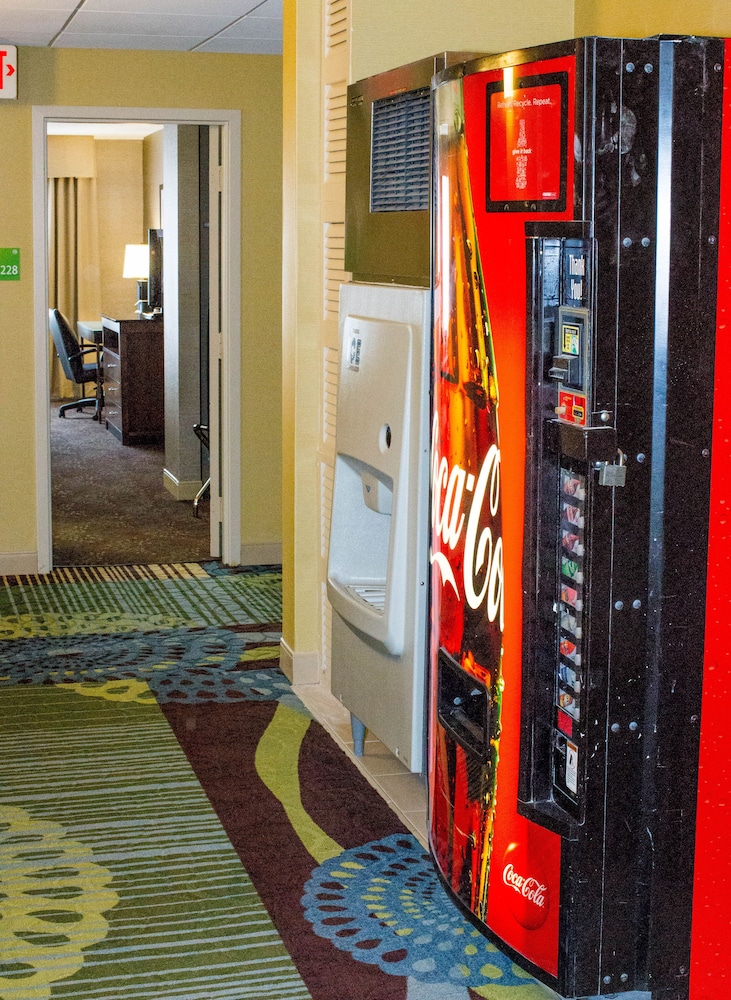 holiday inn south kingstown newport area by ihg