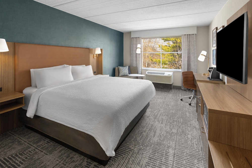 holiday inn south kingstown newport area by ihg