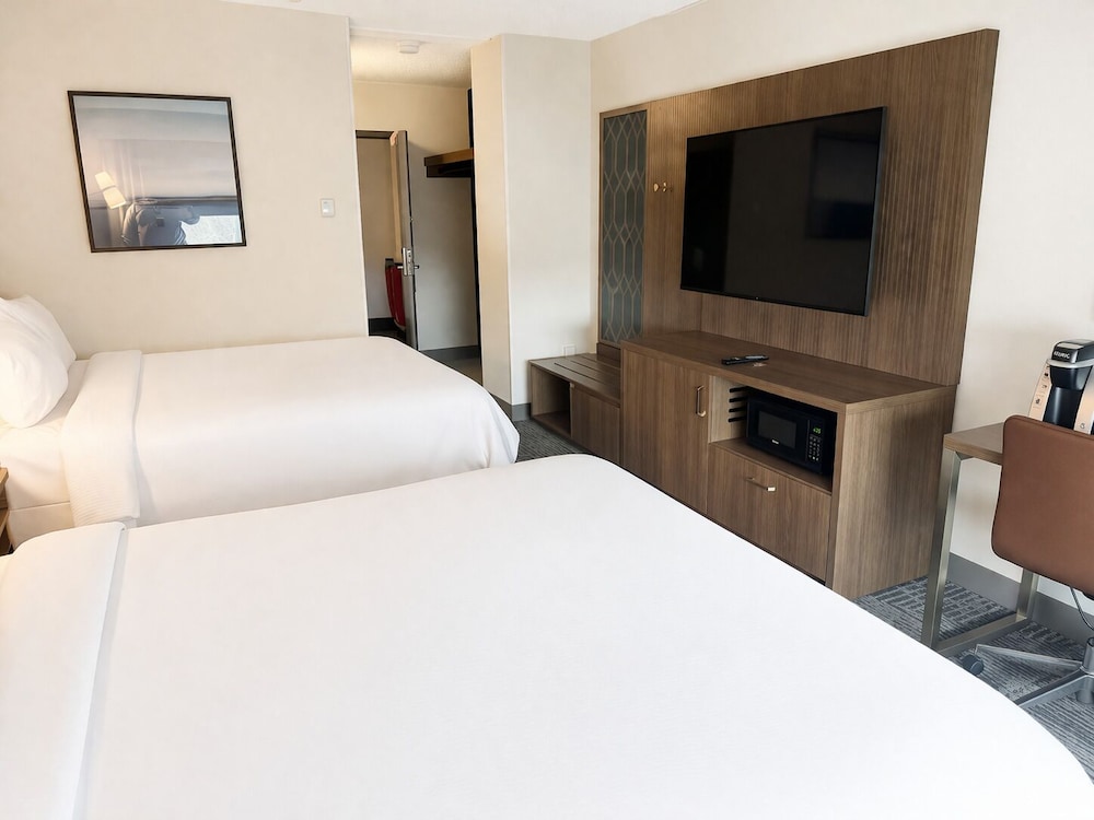 holiday inn south kingstown newport area by ihg