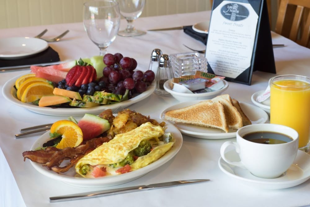 holiday inn south kingstown newport area by ihg