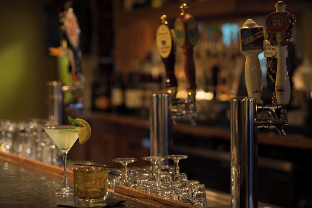 holiday inn south kingstown newport area by ihg