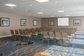 holiday inn south kingstown newport area by ihg