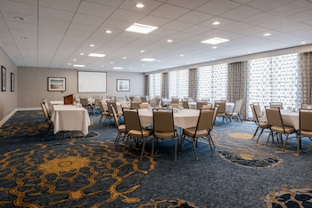 holiday inn south kingstown newport area by ihg