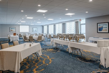 holiday inn south kingstown newport area by ihg