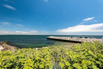 holiday inn south kingstown newport area by ihg