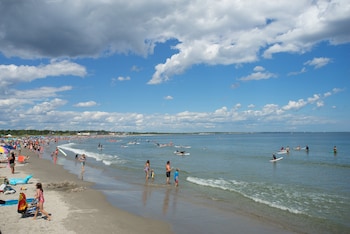 holiday inn south kingstown newport area by ihg