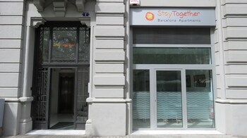 stay together barcelona apartments