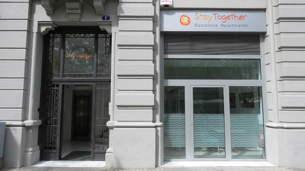 stay together barcelona apartments