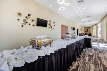Holiday Inn Southaven Central - Memphis By Ihg,Southaven>>Robinsonville - Tunica,4 star